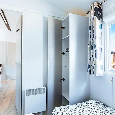 Bungalow 3 Chambres Pour 6 Pers Avec Climatisation Camping 3 Etoiles Samoens Exterior photo